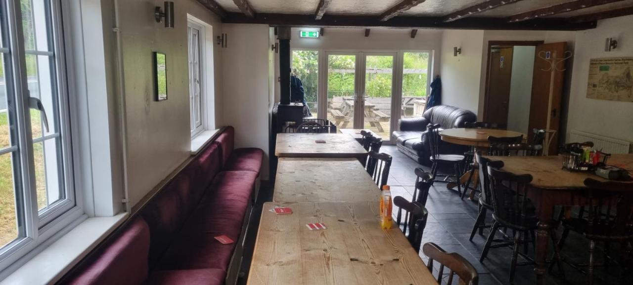 Dinas Castle Inn Brecon Ngoại thất bức ảnh